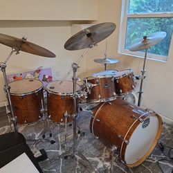 *Reduced to sell* Mapex Armory 6 piece drum set w/ Zildjian A  sweet ride  cymbal pack  & full hardware