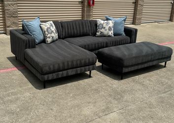 Living Spaces Aries II Gray 2 Piece Sectional Chaise Ottoman