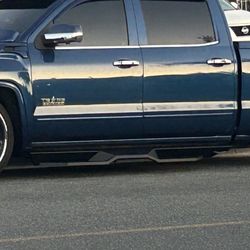 24” 2 Piece Staggered Directional Wheel Set