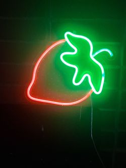 Strawberry neon sign Green / Red