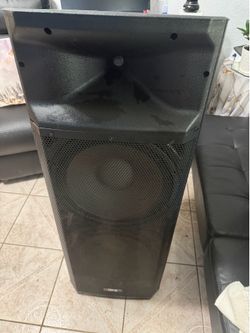 QFX E-B52 Dual 15” Karaoke / PA Speaker System