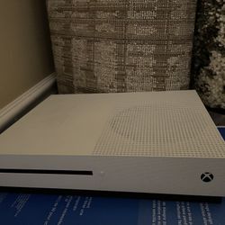 Xbox One S 500GB & 1 Wireless Controller