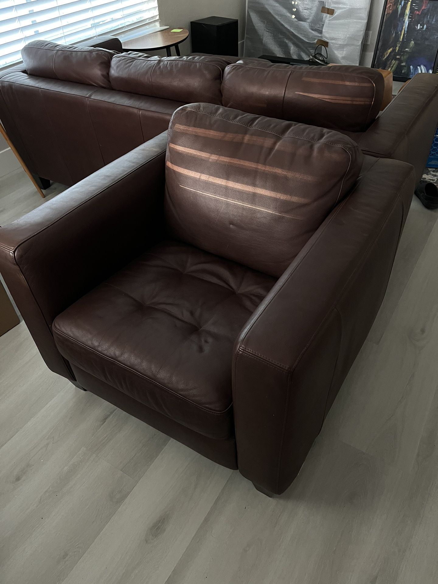 Brown Leather Arm Chair (Natuzzi)