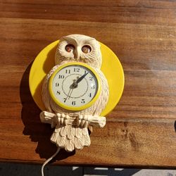 VTG  50’S UNITED ELECTRIC OWL CLOCK MECHANICAL