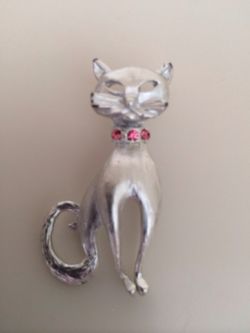 2" Kitty Cat Brooch