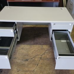 Desk For Sale. 