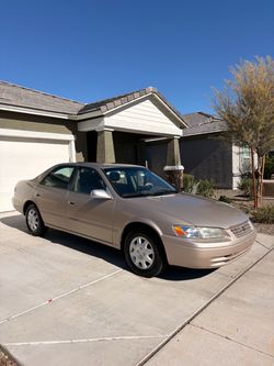 1999 Toyota Camry Low miles