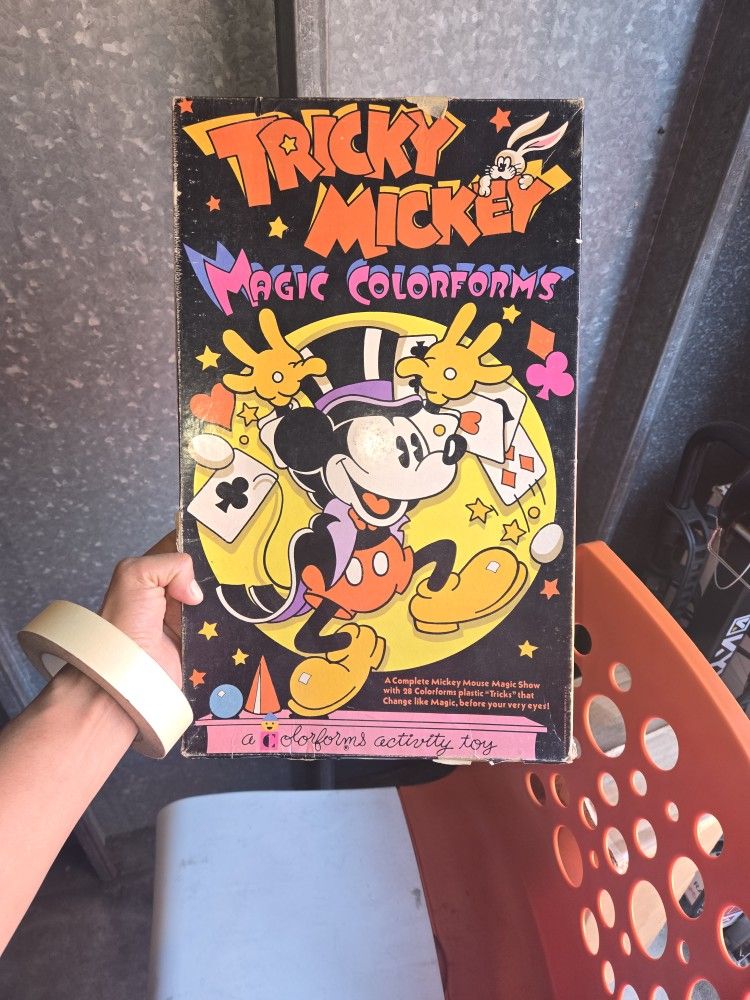Disney TRICKY MICKEY Mouse Magic Colorforms Toy