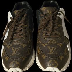 Louis Vuitton Mens Run Away Sneakers