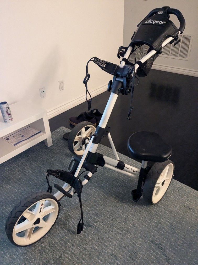 Clicgear 3.5 +. Push Golf Cart