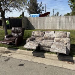 Free Sofa Recliners 