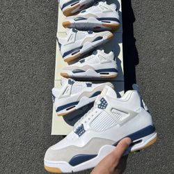 Jordan 4 Retro SB Navy