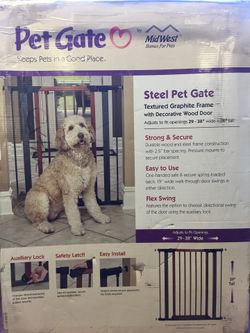 Pets gate new in box