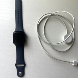 Apple Watch Series 6.  Blue 40 mm
