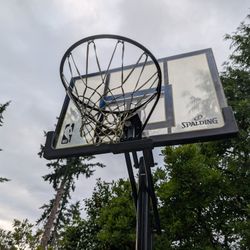 Basketball Hoop / Spalding 