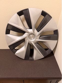 Full Set of Tesla Model Y 19” Wheel Covers — Like New