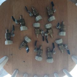 Brass Pex-1/2" Valve