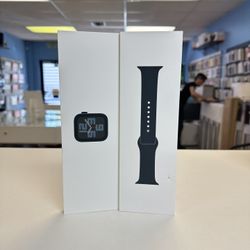 Apple Watch SE (Gen 2) 44mm Midnight New With Full Year Apple Warranty