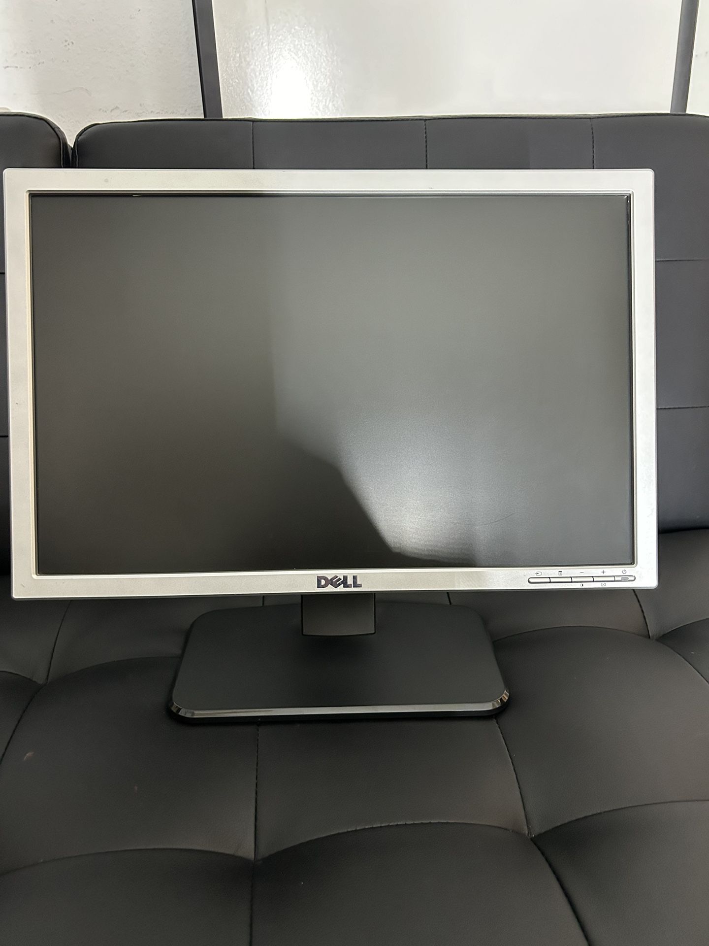 Dell Monitor 19”