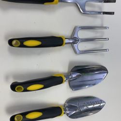 Gardening ToolKit Set. 4 Piece Set. Brand New