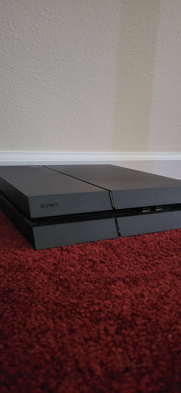 PS4 Video Game Console
