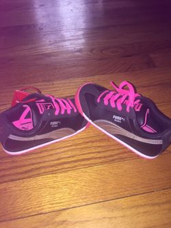 Size 9c Girl Puma's