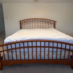 Thomasville Bridges Bed Frame