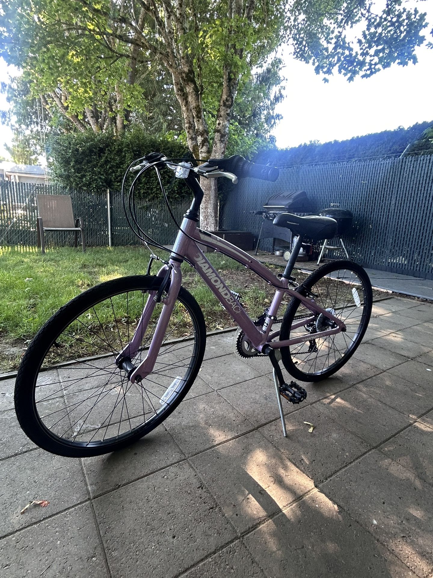 Diamondback Mountain/Road Bike w/ Kickstand