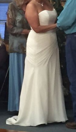 WEDDING DRESS David's Bridal
