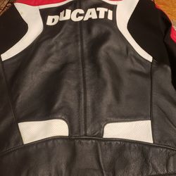 Ducati leather jacket Large barely worn