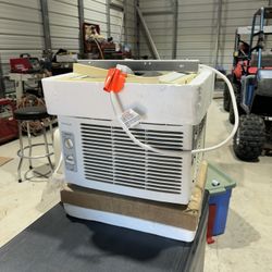 AC Window Unit