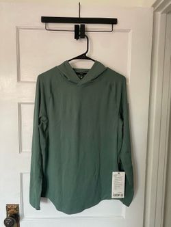 Lululemon License to Train Hoodie Size: Small Color: Medium Forest