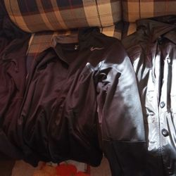 Womans Jackets Clean Sizes Small To Medium To 2x $3.00 A Coat 