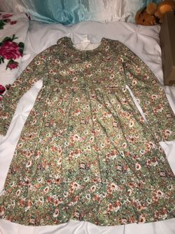 Girls dress