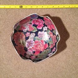 Chinese Porcelain Bowl 