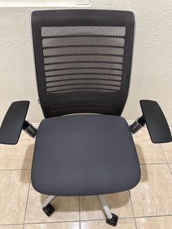 Steelcase Think Chair V2 - Gray
