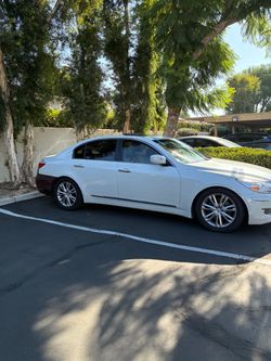 Hyndai Genesis 4.6 L