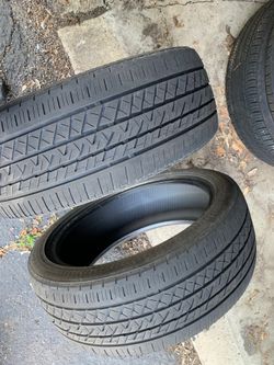 215/45/rf 18. Bridgestone. Set of 2