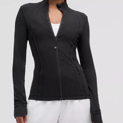 Black Lululemon Jacket 