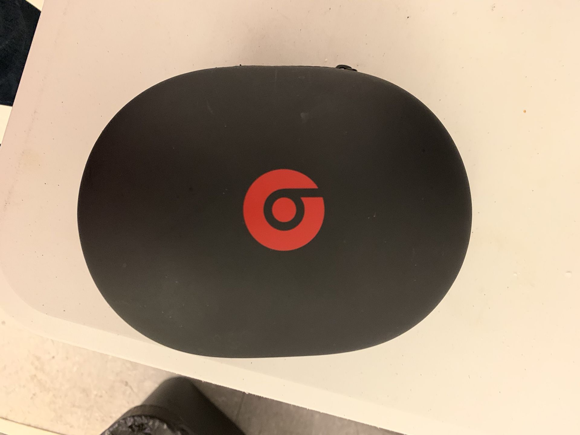 BEATS by Dre Studio 3 WIRELESS Barley Used $150 NEGOTIABLE