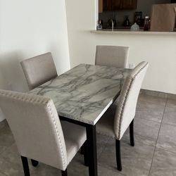 Marble Looking Dining Table With 4 Upholstered Chair