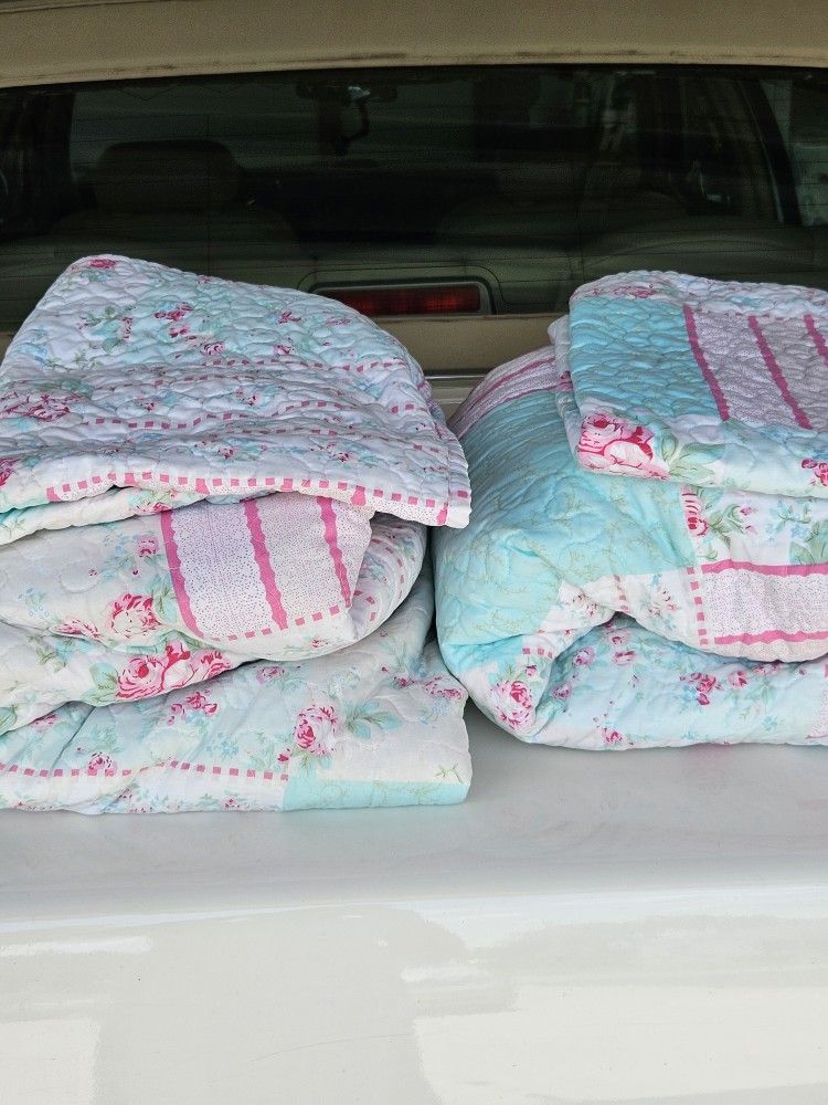Beautiful Bedspread Sets