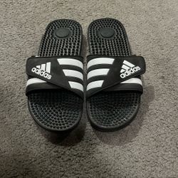 Adidas Slippers