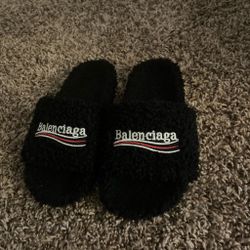 Balenciaga slides size 8