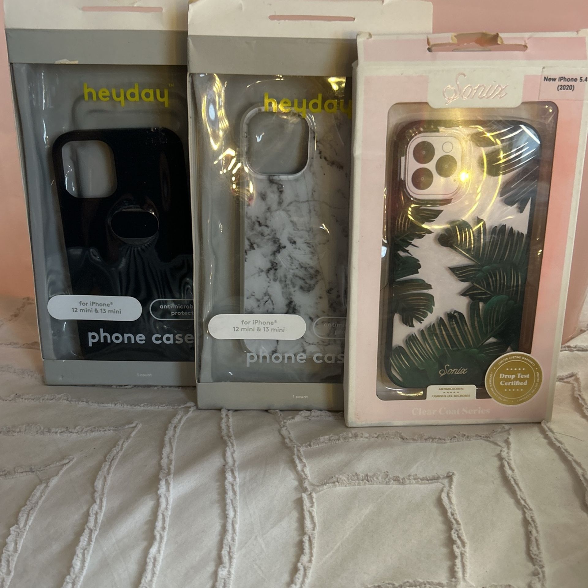 iPhone 12mini/13mini for Sale in Fresno, CA OfferUp