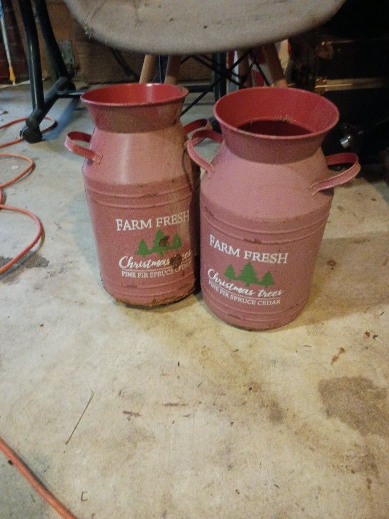 Christmas Milk Cans