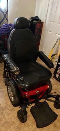 Pride Mobility Jazzy 600 ES Power Wheelchair - Red - 300 lb Capacity - 4 MPH Mid-Wheel Drive - Workin