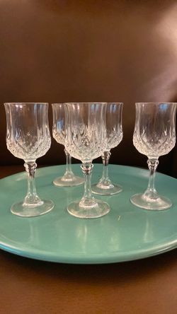 Cristal D’Arc Cordial/Liqueur pedestal glasses
