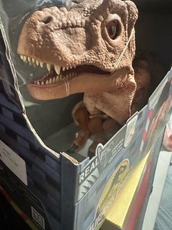 Toy dinosaurio