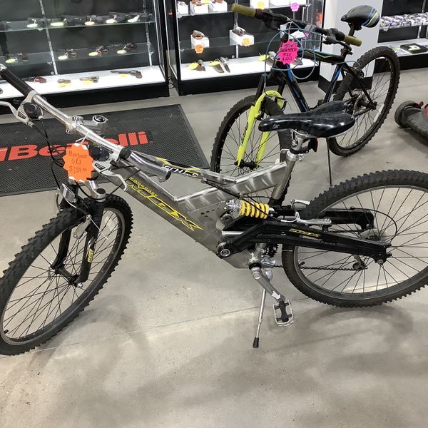 mongoose mgx d40